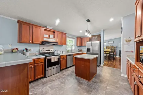 7229 Pecan Tree Street Willow Springs NC 27592