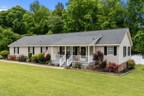 7229 Pecan Tree Street Willow Springs NC 27592
