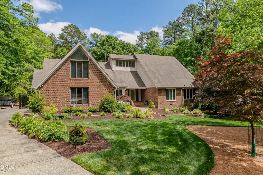 8844 Woodyhill Road Raleigh NC 27613