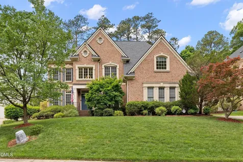400 Allenhurst Place Cary NC 27518