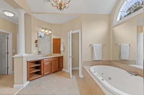 400 Allenhurst Place Cary NC 27518