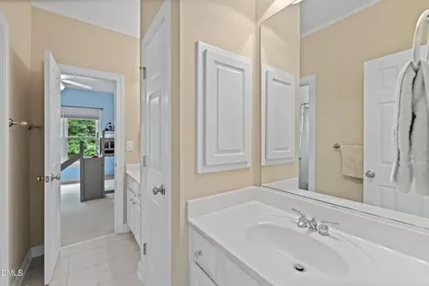 400 Allenhurst Place Cary NC 27518