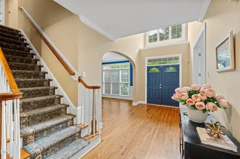 400 Allenhurst Place Cary NC 27518