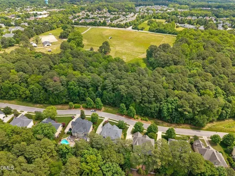 400 Allenhurst Place Cary NC 27518