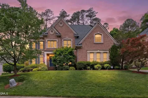 400 Allenhurst Place Cary NC 27518