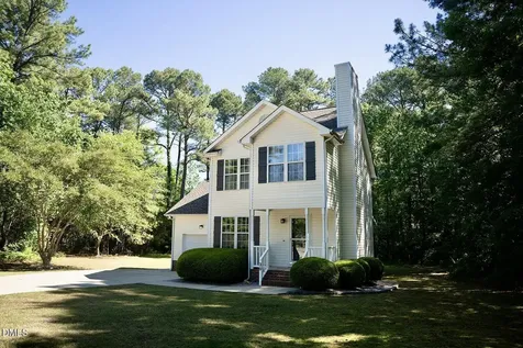 30 Vauxhall Court Youngsville NC 27596
