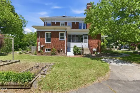 804 W Davis Street Burlington NC 27215