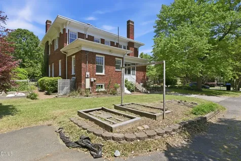 804 W Davis Street Burlington NC 27215