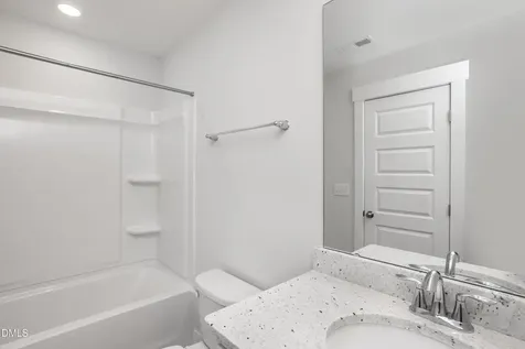 32 Quilting Drive Benson NC 27504