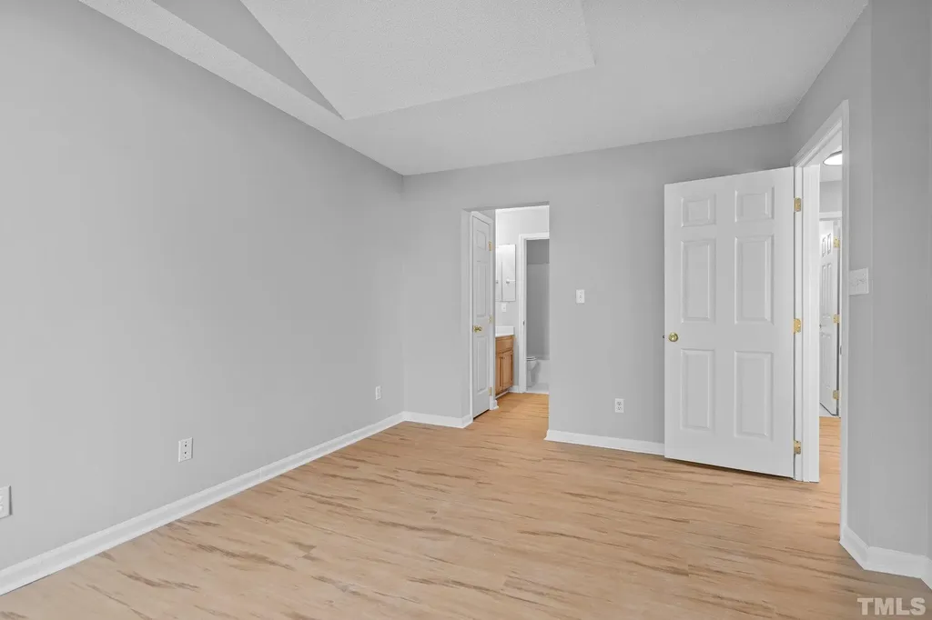 1021 Brighthurst Drive Raleigh NC 27605