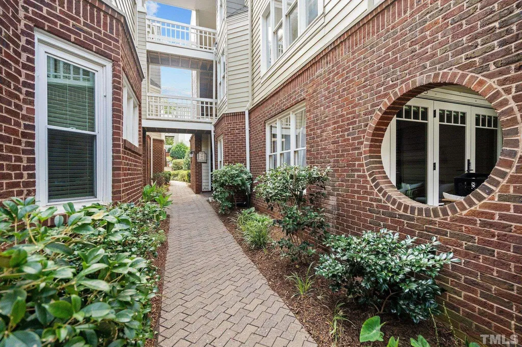 1021 Brighthurst Drive Raleigh NC 27605