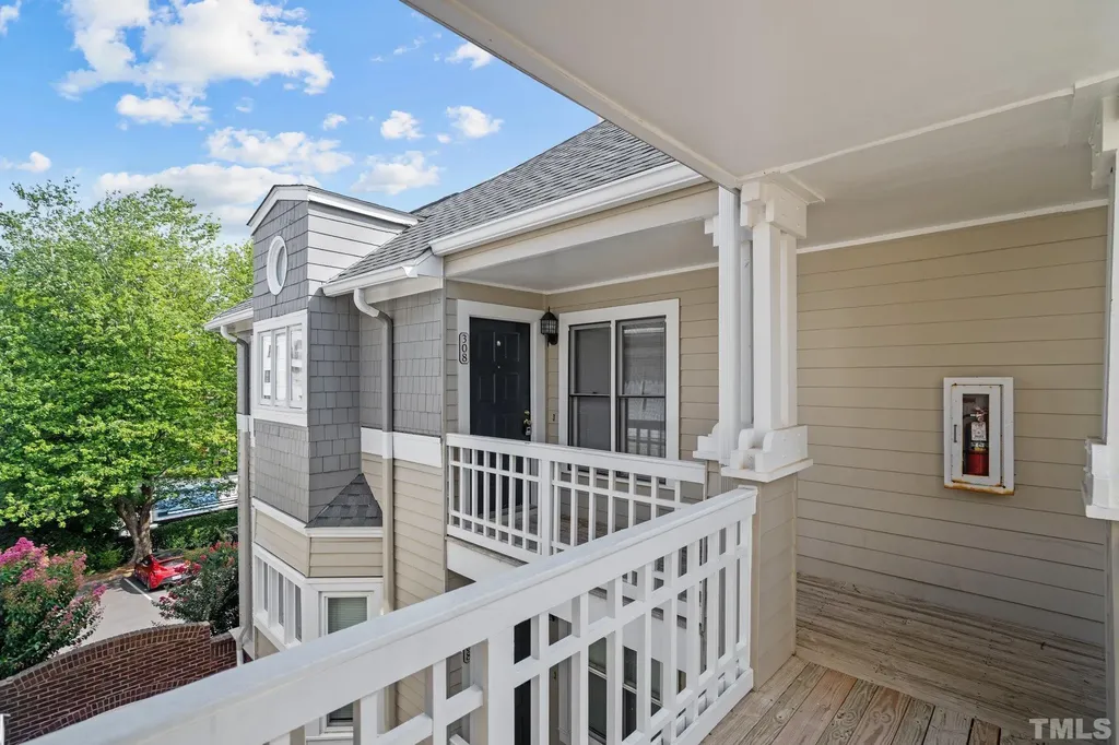 1021 Brighthurst Drive Raleigh NC 27605