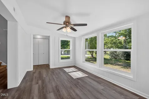 2003 Edgewood Avenue Burlington NC 27215