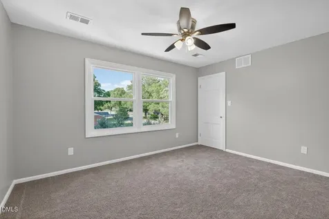 2003 Edgewood Avenue Burlington NC 27215
