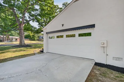 2003 Edgewood Avenue Burlington NC 27215