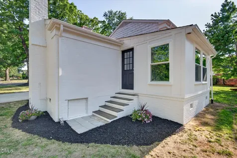 2003 Edgewood Avenue Burlington NC 27215