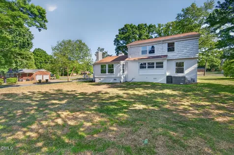 2003 Edgewood Avenue Burlington NC 27215