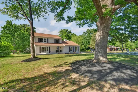 2003 Edgewood Avenue Burlington NC 27215