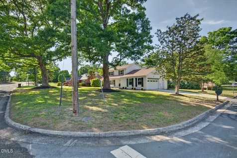 2003 Edgewood Avenue Burlington NC 27215