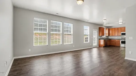 518 Macgregor Drive Burlington NC 27217