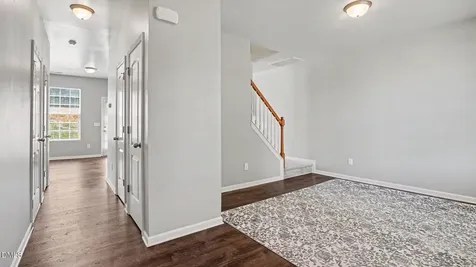 518 Macgregor Drive Burlington NC 27217