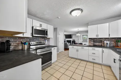 79 Cliffdale Court Cameron NC 28326