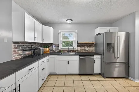 79 Cliffdale Court Cameron NC 28326