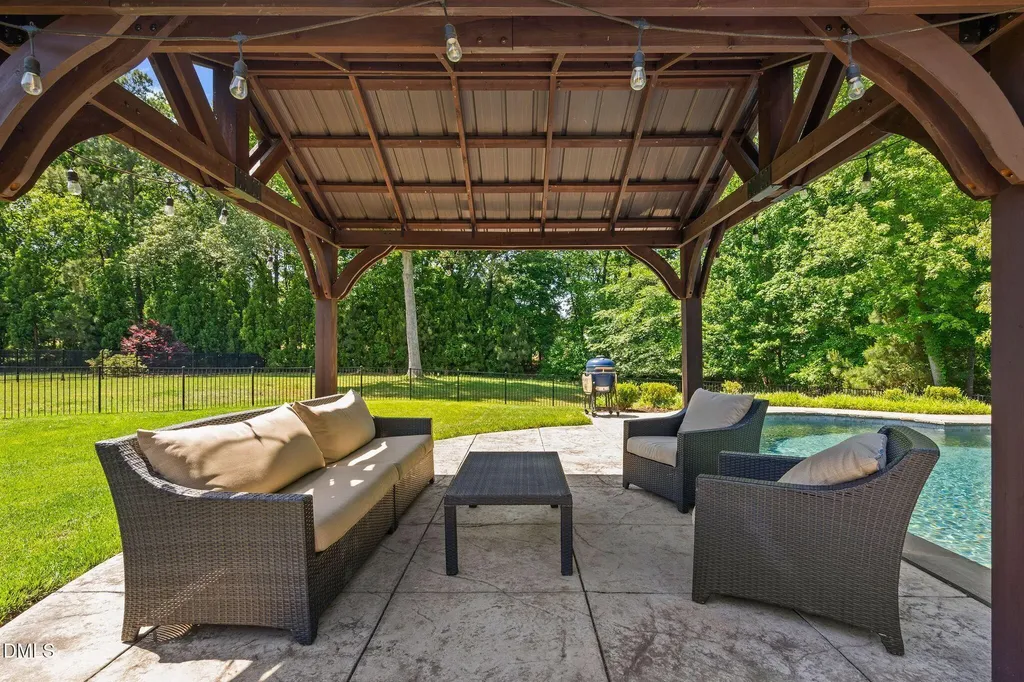 5208 Blakenbran Trail Fuquay Varina NC 27526