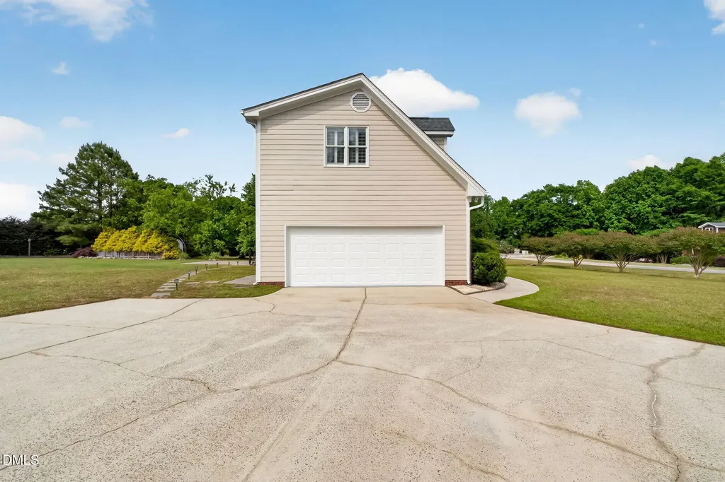 109 Lockfield Drive Clayton NC 27520