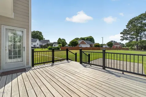 109 Lockfield Drive Clayton NC 27520