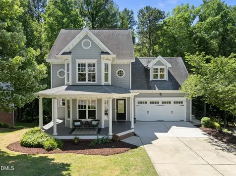 401 Vatersay Drive Apex NC 27502