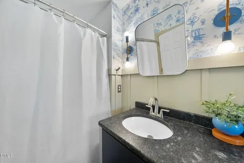401 Vatersay Drive Apex NC 27502