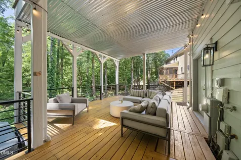 401 Vatersay Drive Apex NC 27502