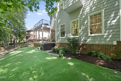 401 Vatersay Drive Apex NC 27502