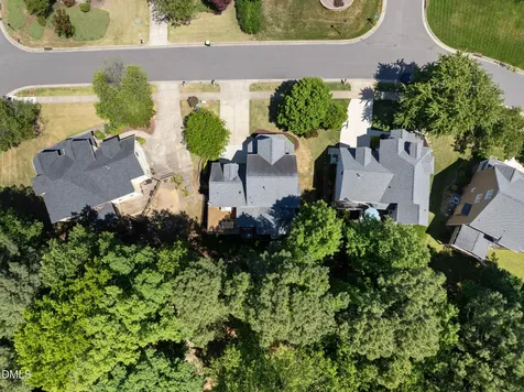 401 Vatersay Drive Apex NC 27502