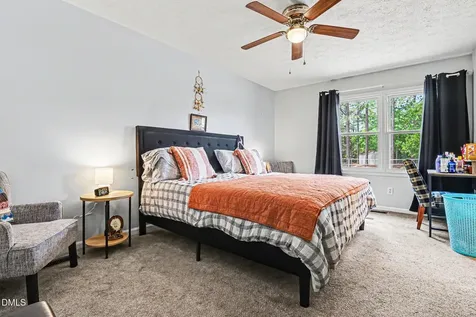 3228 Old Oak Lane Hope Mills NC 28348