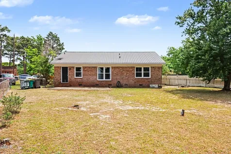 3228 Old Oak Lane Hope Mills NC 28348