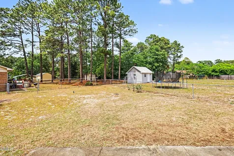 3228 Old Oak Lane Hope Mills NC 28348