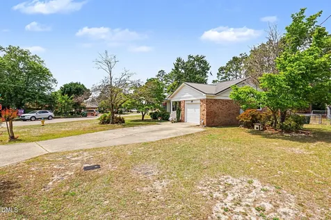 3228 Old Oak Lane Hope Mills NC 28348