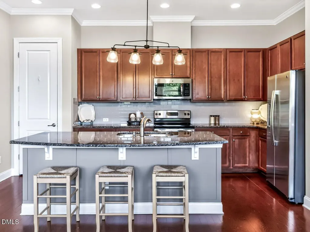 63 Middleton Place Chapel Hill NC 27516