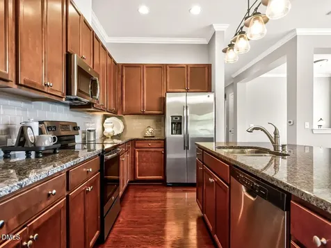 63 Middleton Place Chapel Hill NC 27516