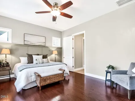 63 Middleton Place Chapel Hill NC 27516