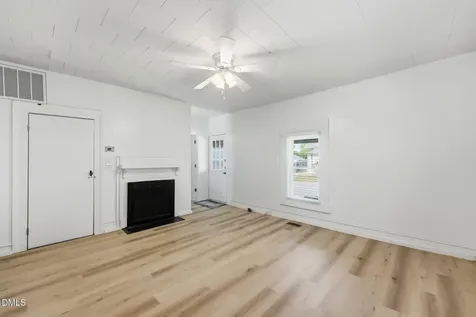 607 Seymour Street Graham NC 27253