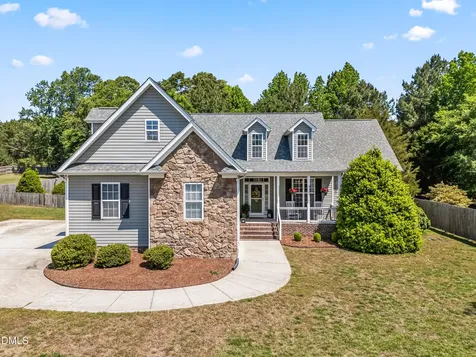 45 Oak Leaf Trail Youngsville NC 27596