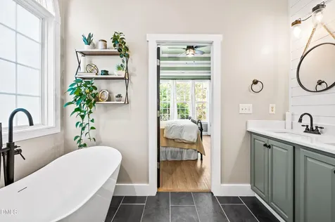 45 Oak Leaf Trail Youngsville NC 27596