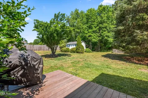 45 Oak Leaf Trail Youngsville NC 27596