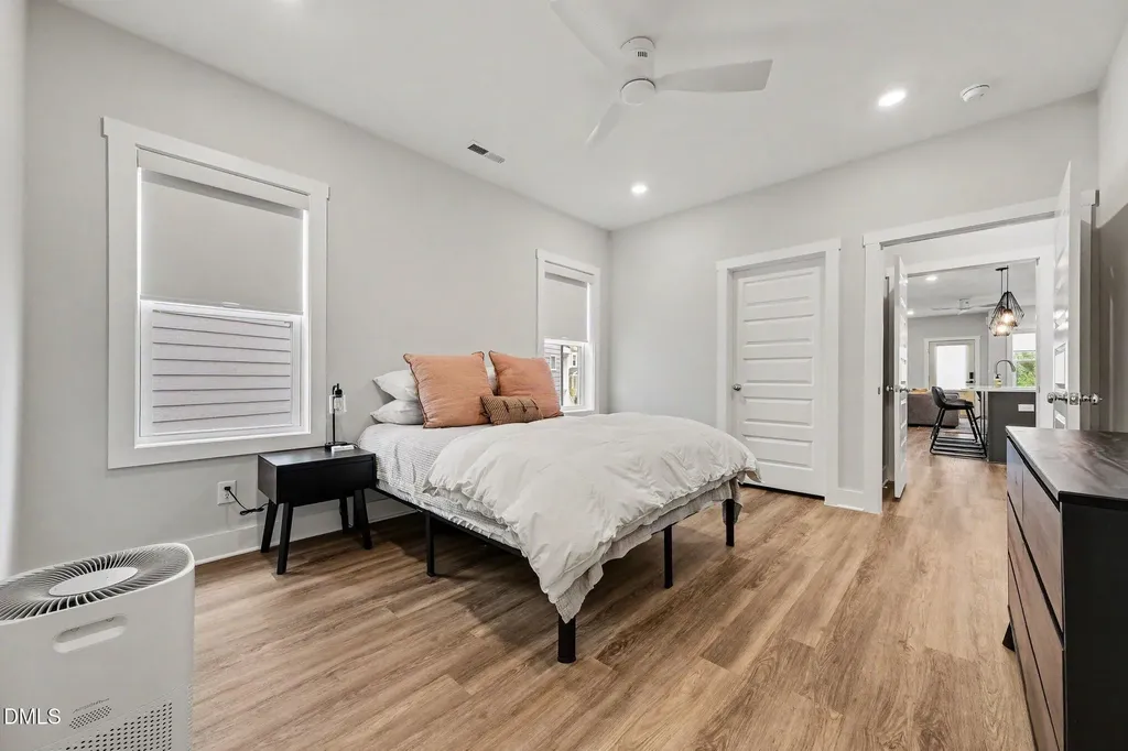 138 Weavers Grove Drive Chapel Hill NC 27514
