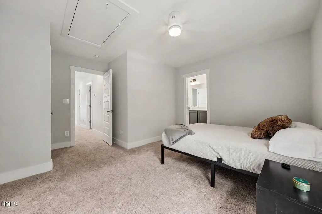 138 Weavers Grove Drive Chapel Hill NC 27514