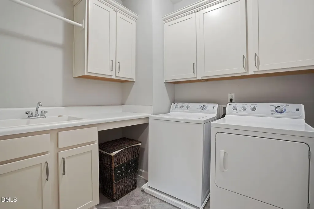 768 Kerr Lake Drive Fuquay Varina NC 27526
