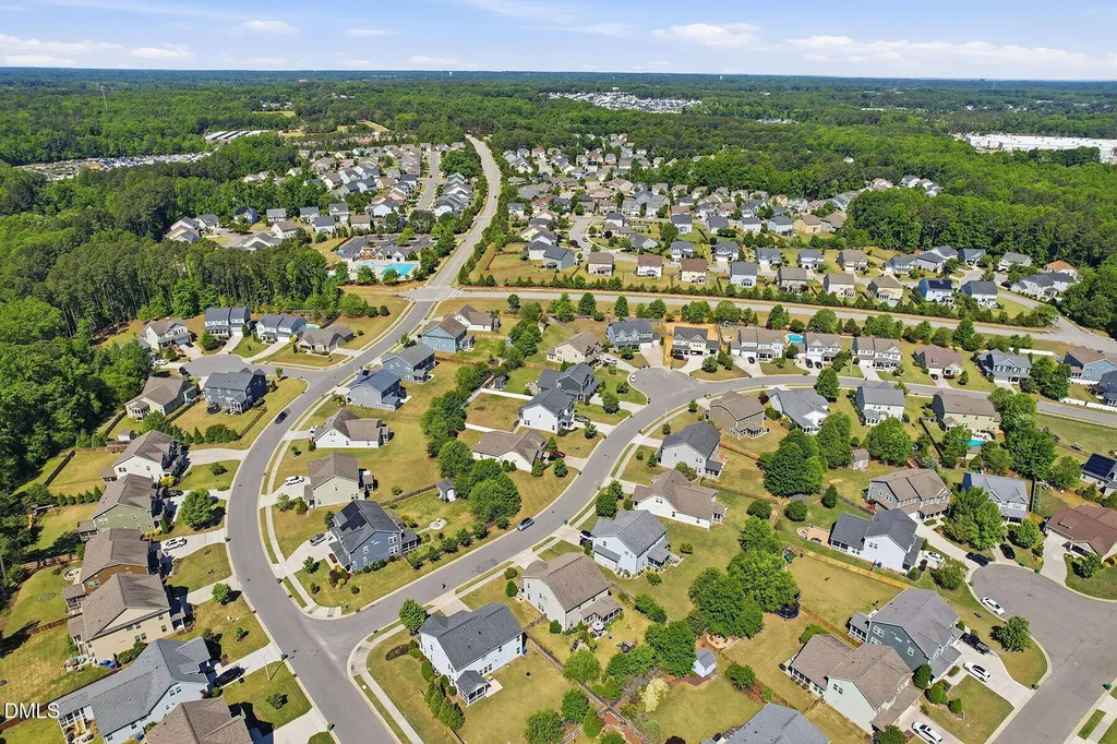 768 Kerr Lake Drive Fuquay Varina NC 27526
